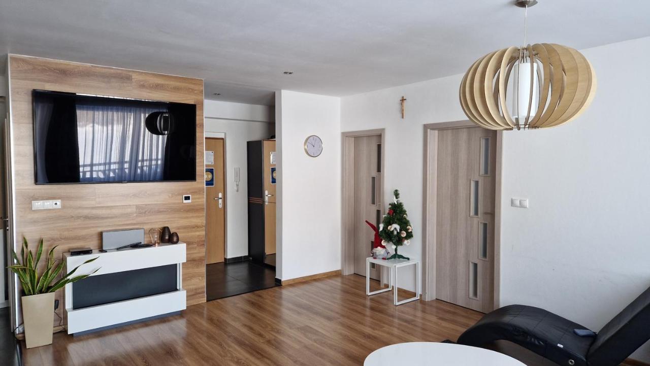 Apartment Panorama 35C - Apartman So Saunou โดโนวาลี ภายนอก รูปภาพ